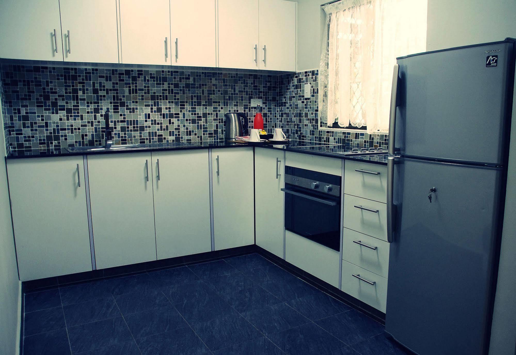 Citi Serviced Apartments And Motel - Korobosea Boroko Екстериор снимка